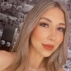 Meet your Posher, Nataly